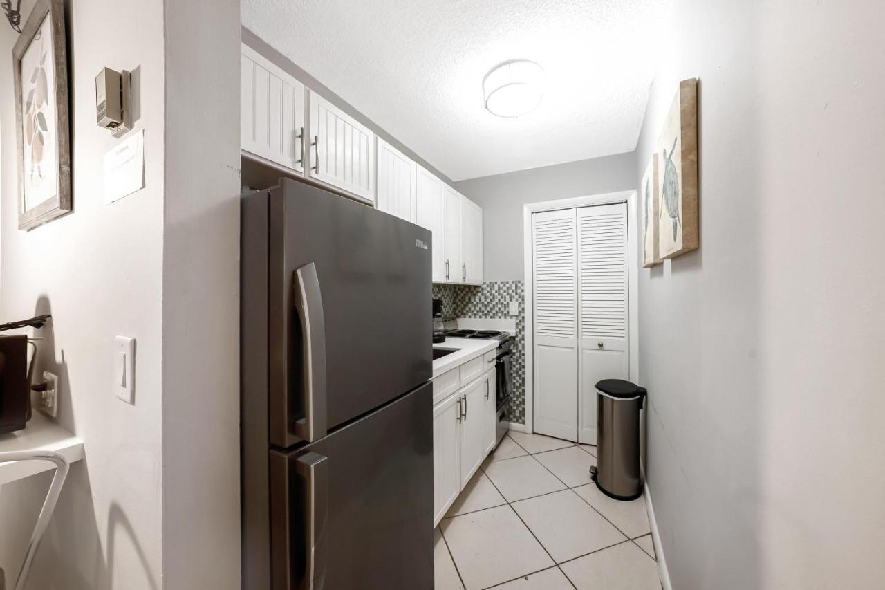 Beach Apart By Pmi Unit 3 West Palm Beach Exterior photo